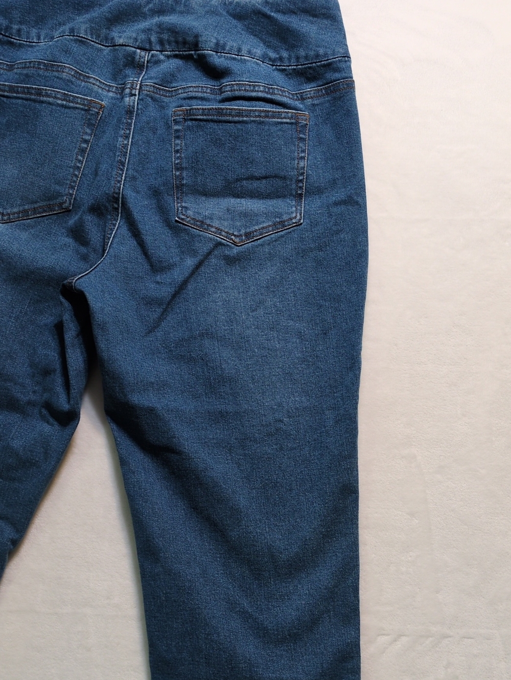 Slim-Sation 5-Pocket Crop Jeans Stretch Pull On Fringe Blue Size 12 - Picture 11 of 16